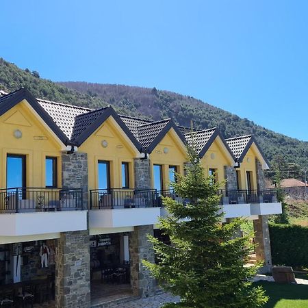 Sofra E Shpatit Hotel Elbasan Exterior photo